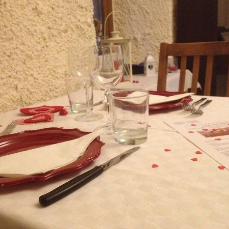 La Tana Del Ghiro Bed and Breakfast Porto Valtravaglia Εξωτερικό φωτογραφία