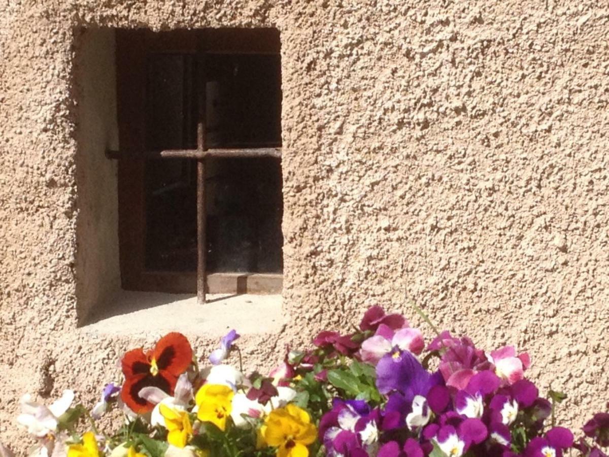 La Tana Del Ghiro Bed and Breakfast Porto Valtravaglia Εξωτερικό φωτογραφία