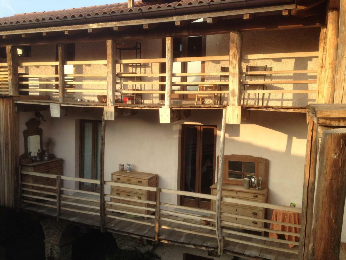 La Tana Del Ghiro Bed and Breakfast Porto Valtravaglia Εξωτερικό φωτογραφία
