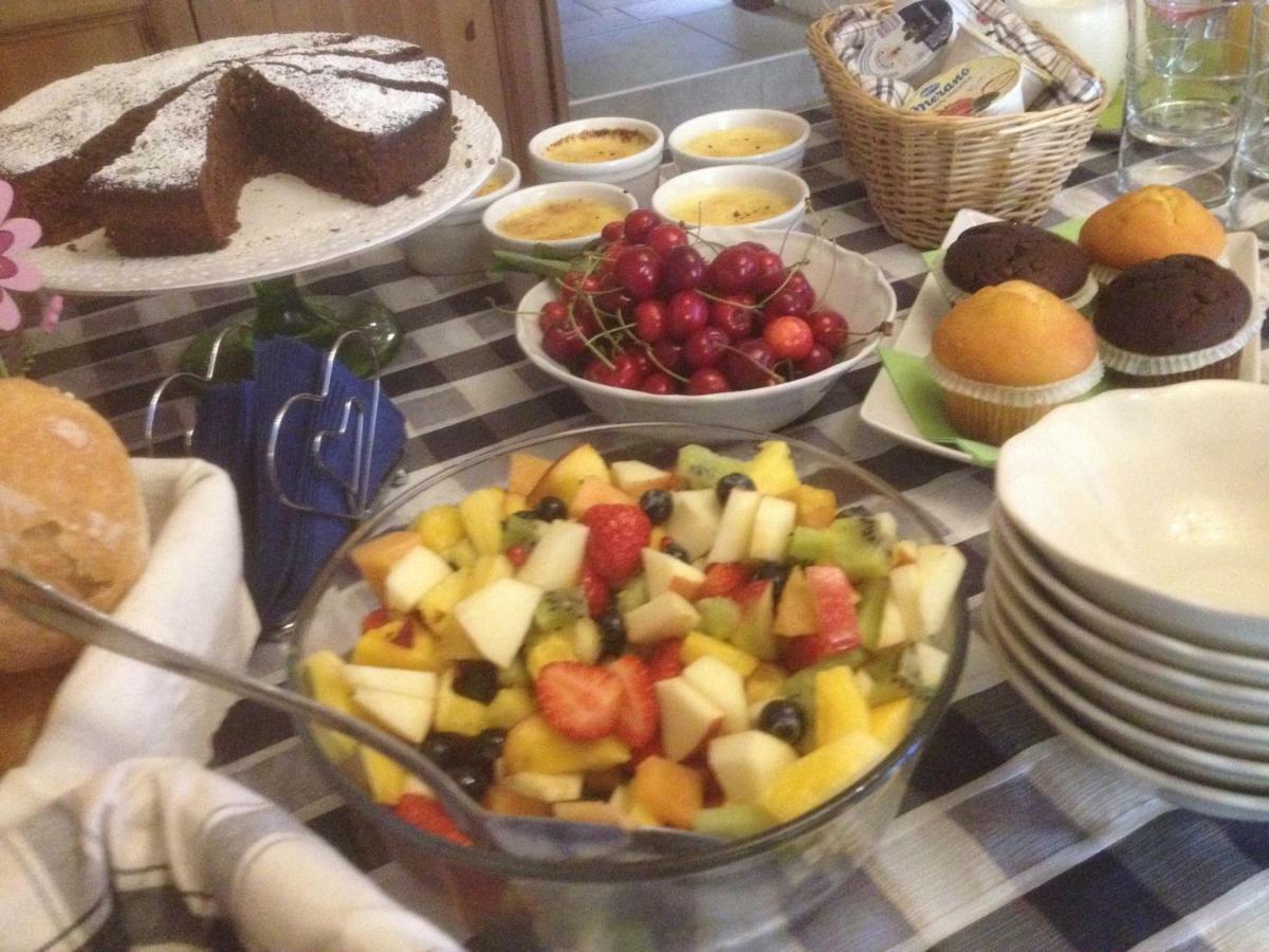 La Tana Del Ghiro Bed and Breakfast Porto Valtravaglia Εξωτερικό φωτογραφία